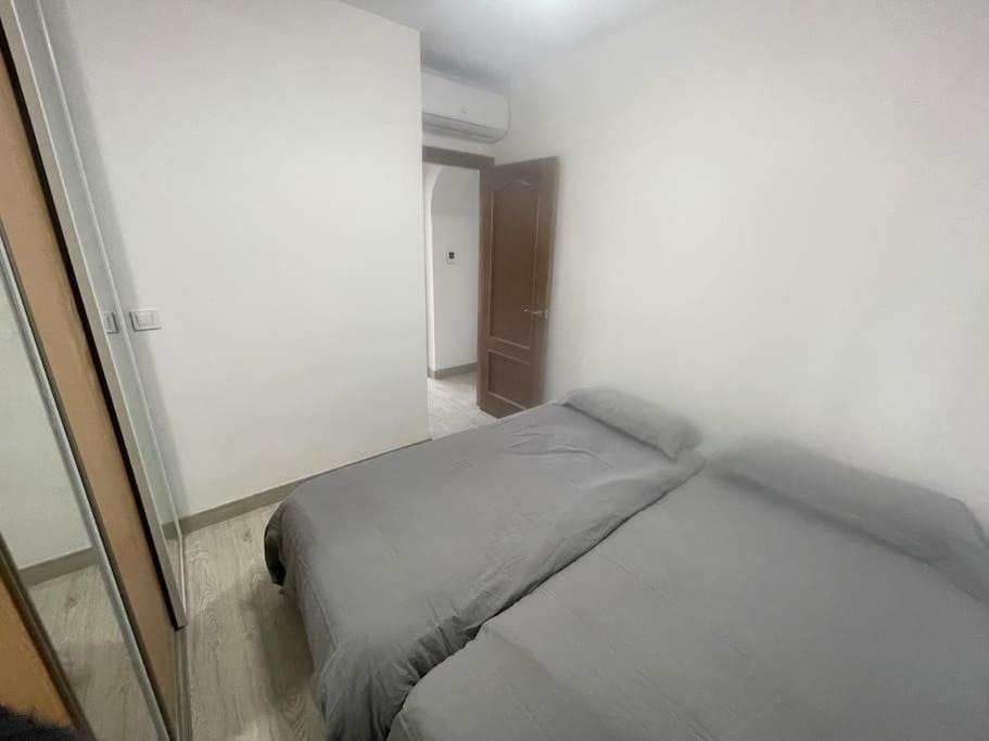 Nice Apartment Near The Sea Torrevieja Buitenkant foto