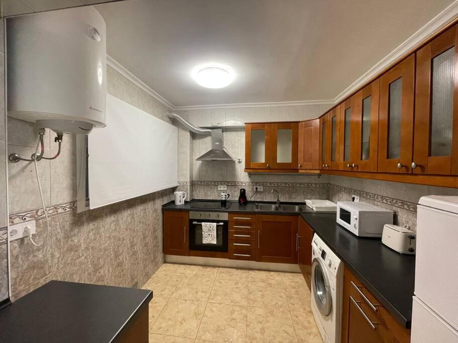 Nice Apartment Near The Sea Torrevieja Buitenkant foto