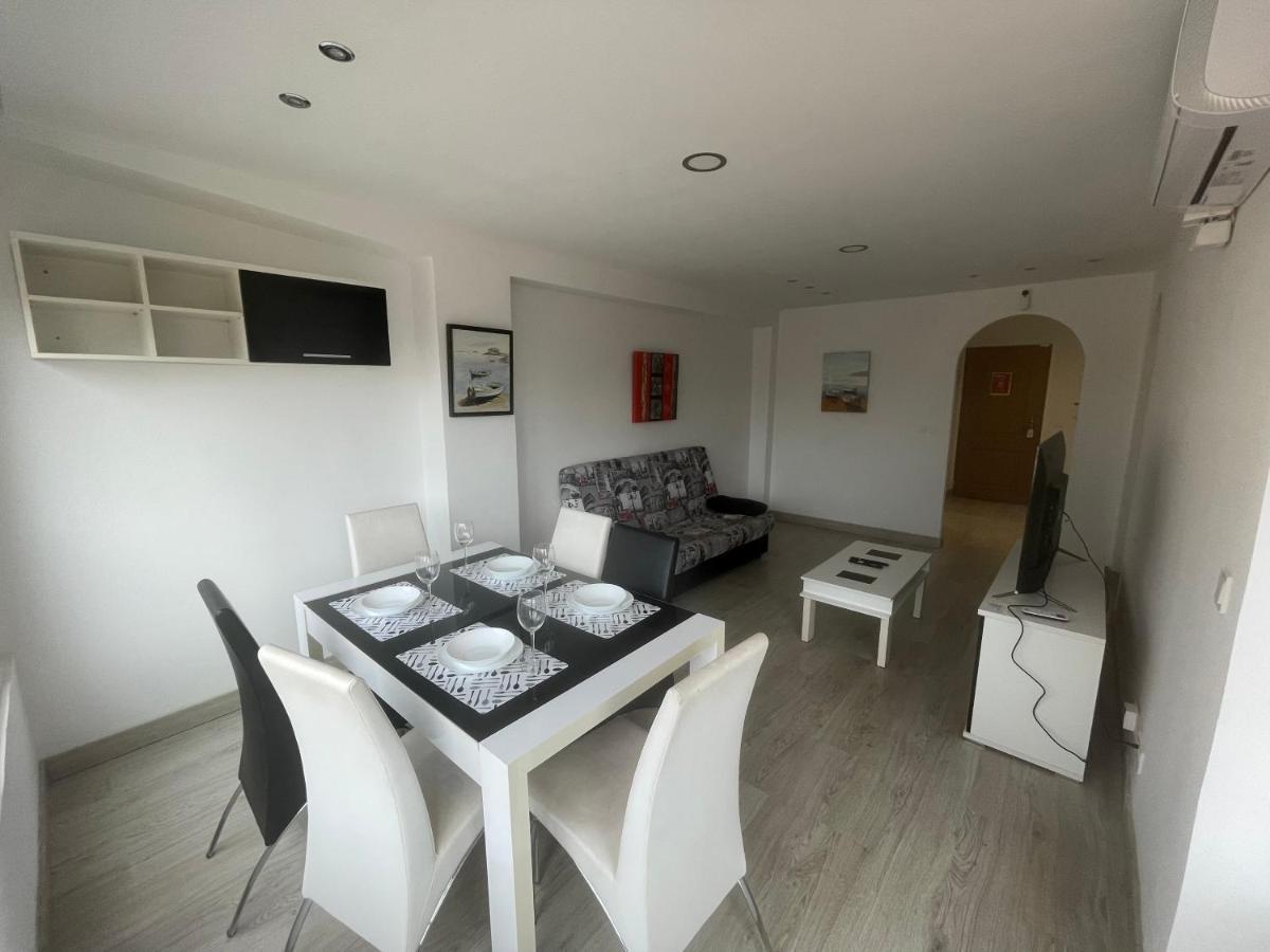 Nice Apartment Near The Sea Torrevieja Buitenkant foto