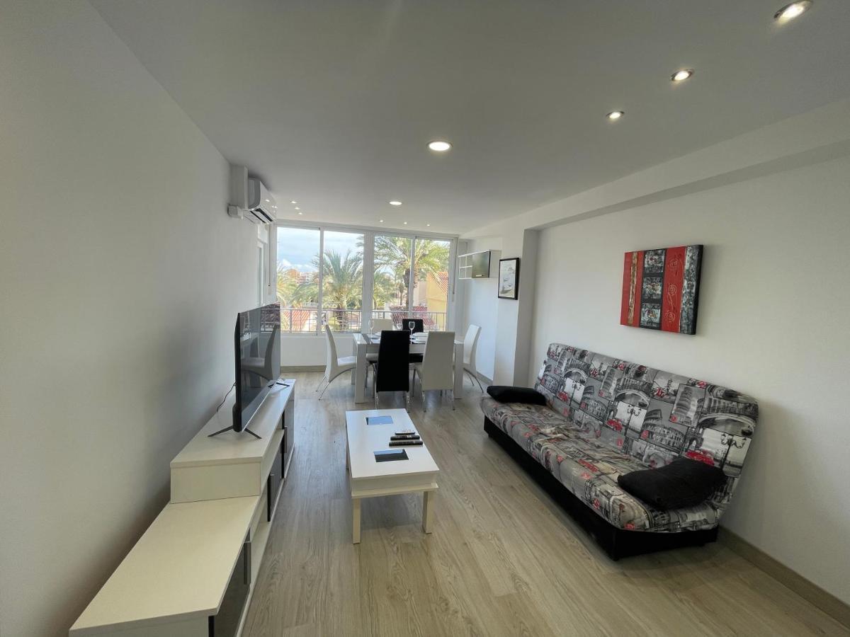Nice Apartment Near The Sea Torrevieja Buitenkant foto